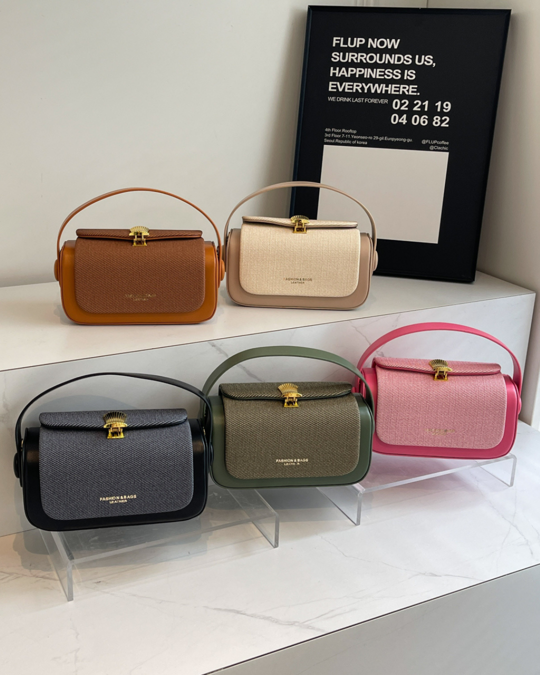Bolsa transversal com aba de tecido colorido Retro II | Design elegante e funcional