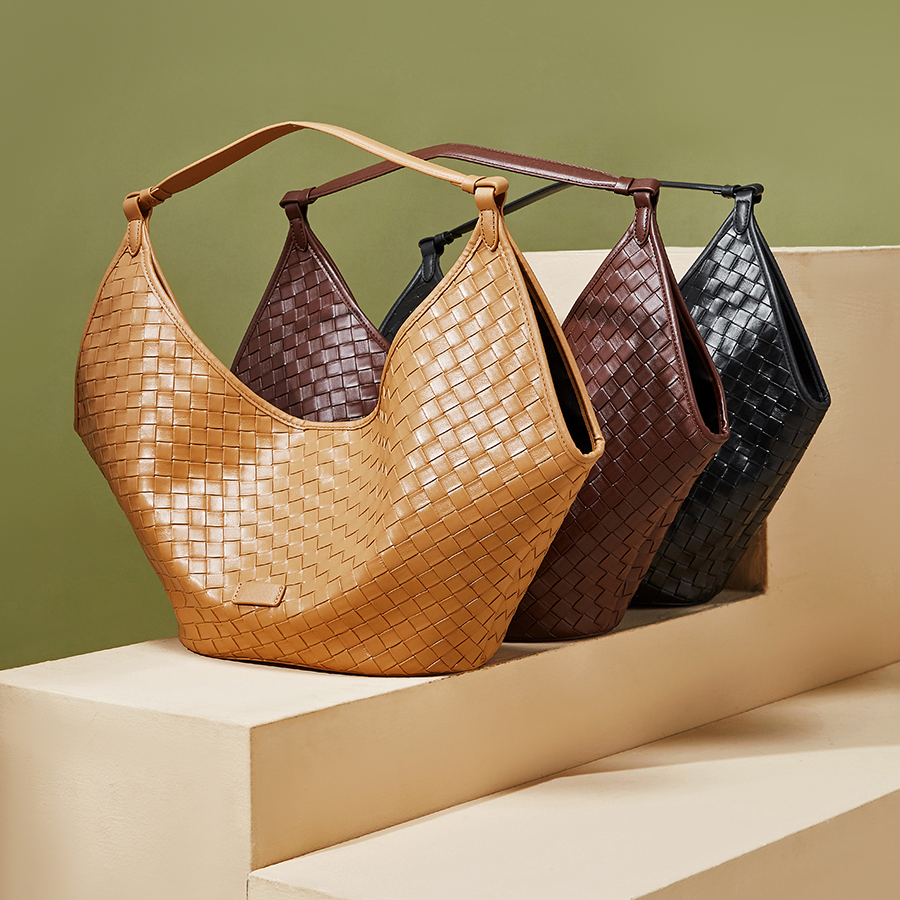 Woven Elegance - Tinte