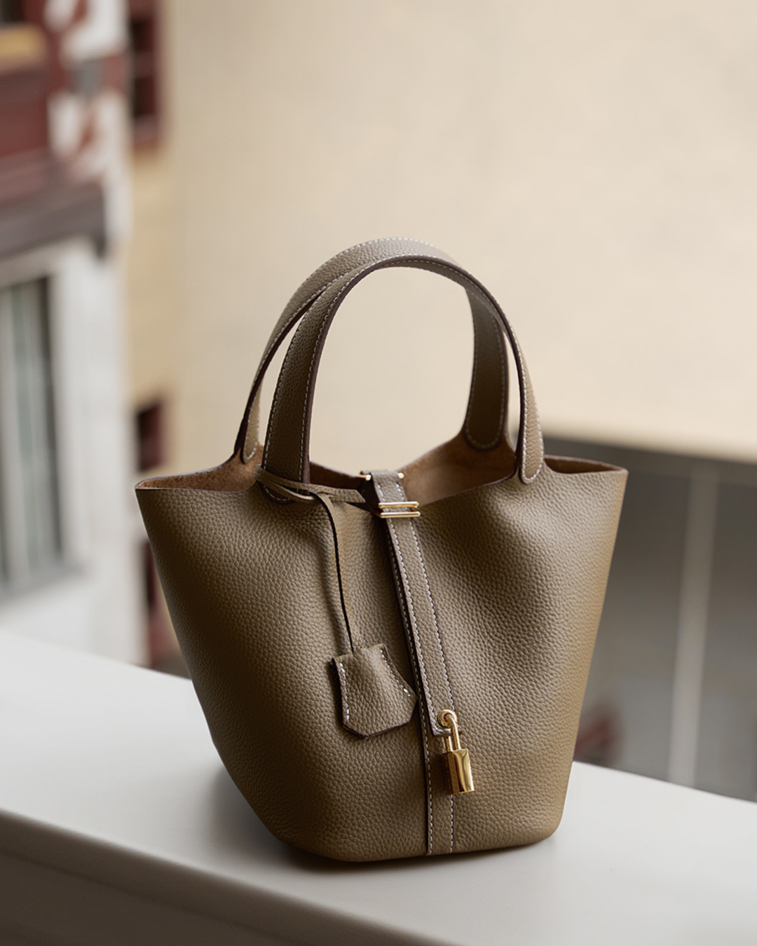 Picotin Hakiki Deri Çanta – Şık & Kompakt Bucket Bag
