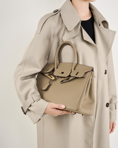 AURA Leather Bag | Modern and Elegant Design