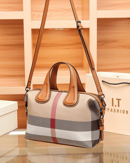 Bolsa de lona e couro xadrez | Design elegante e versátil