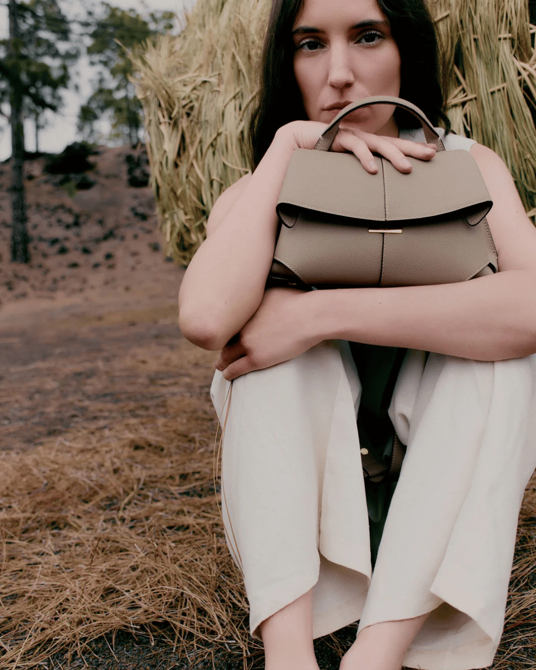 Mokki Elegant Flap Handbag &amp; Shoulder Bag | Elegant and Versatile Design